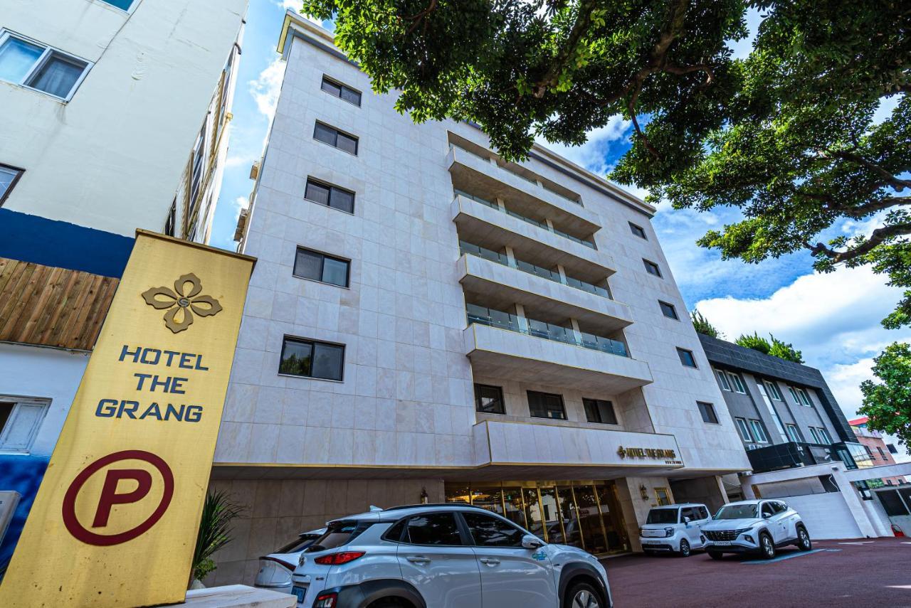 Hotel The Grang Seogwipo Extérieur photo